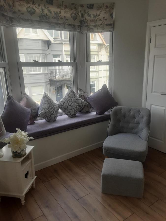פורת'קל Esplanade Seaside View Apartment מראה חיצוני תמונה